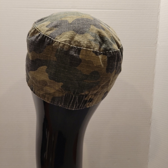 🩵EUC~ CAMOUFLAGE CADET CAP - Picture 3 of 6